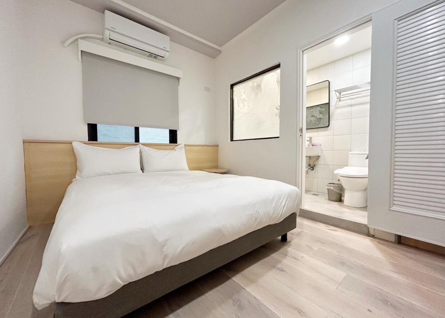 Yan Bin Hotel Тайнань Экстерьер фото